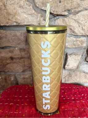 NWT Starbucks Holiday 2024 Metallic Gold Quilted Venti Tumbler 24oz 710mL